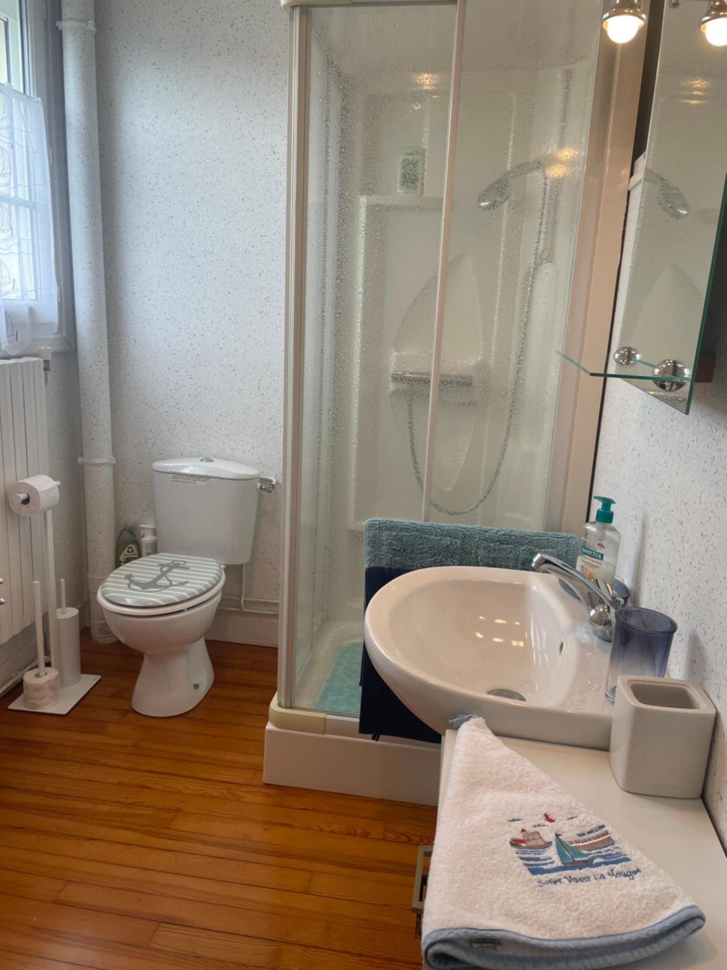 "La Revillaise" Proche Mer, Grand Jardin Clos, 2 A 5 Personnes-Adultes-Enfants- Réville Exterior foto